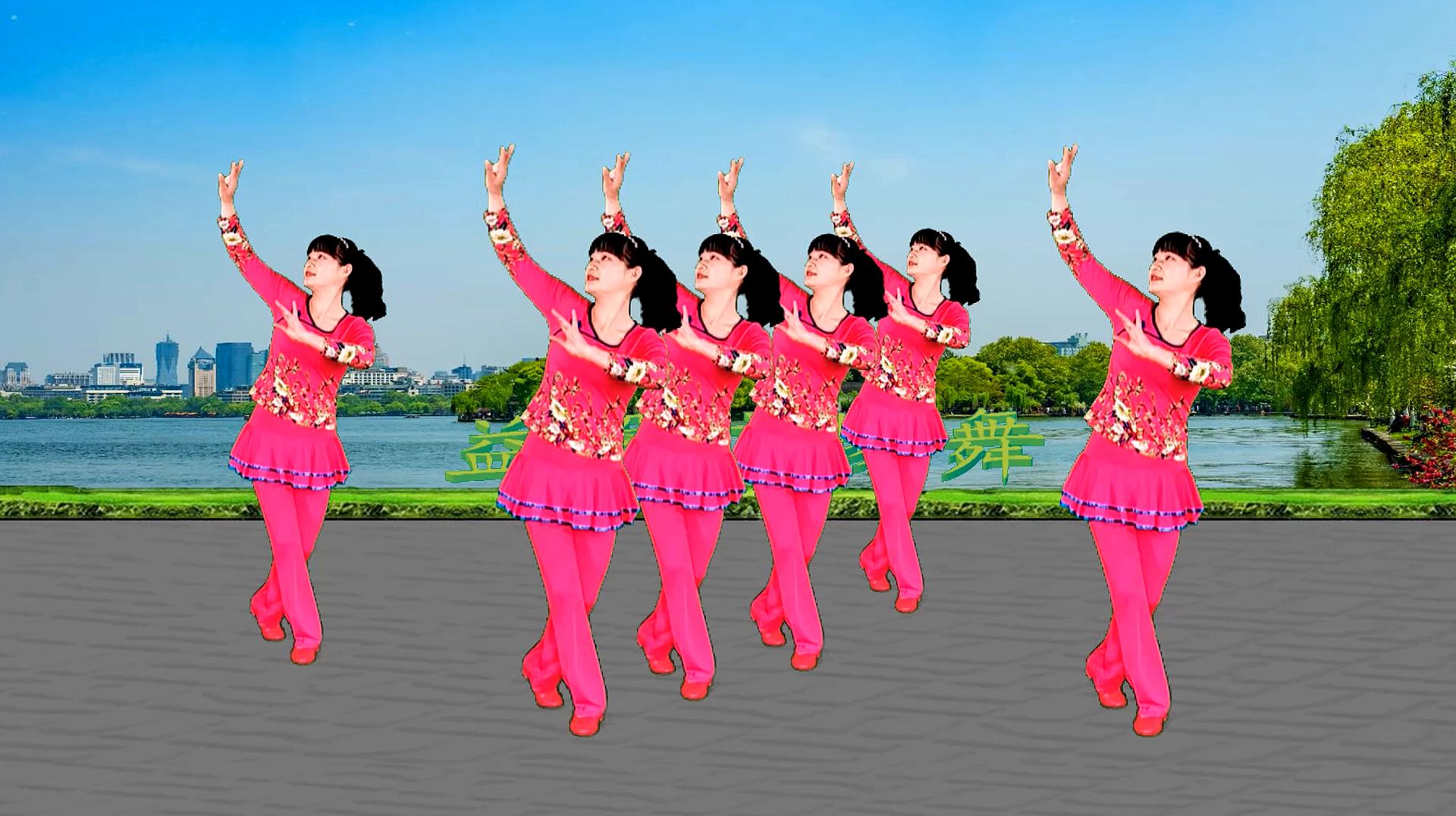 最新广场舞扇子舞，与自然美景交融，探寻内心平和的舞蹈之旅
